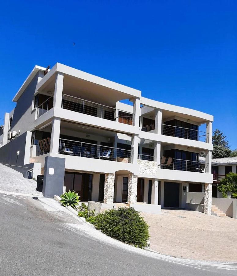 Apartamento Whale Waters Self Catering Gansbaai De Kelders Exterior foto